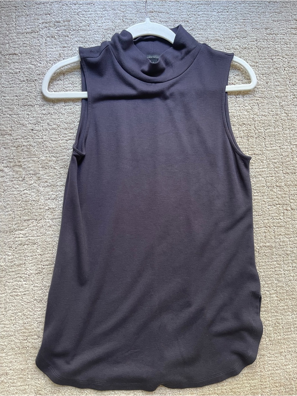 Sleeveless Mock Neck Top - navy